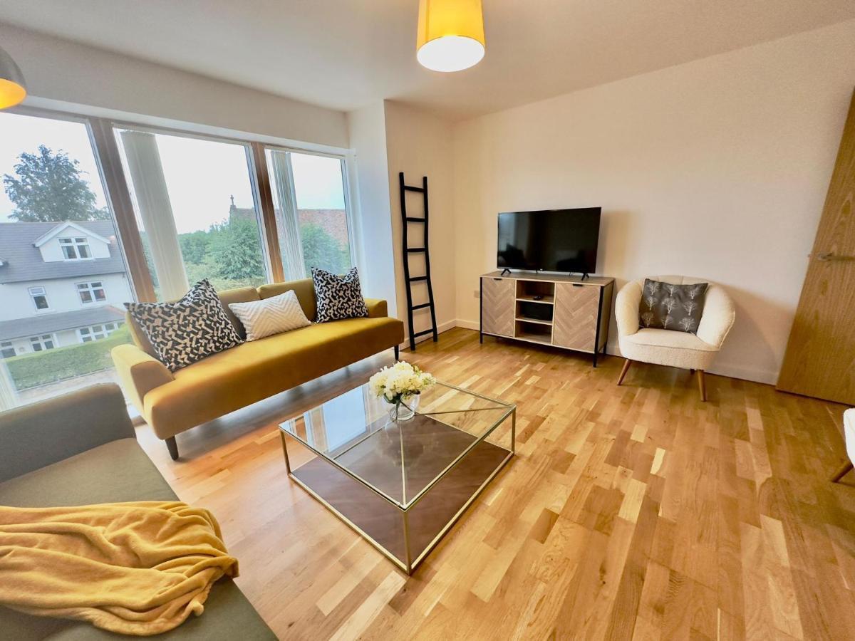 Koala & Tree - Modern 1 Bed Apartment For 4 Guests In The Heart Of Cambridge - Short Lets & Serviced Accommodation エクステリア 写真